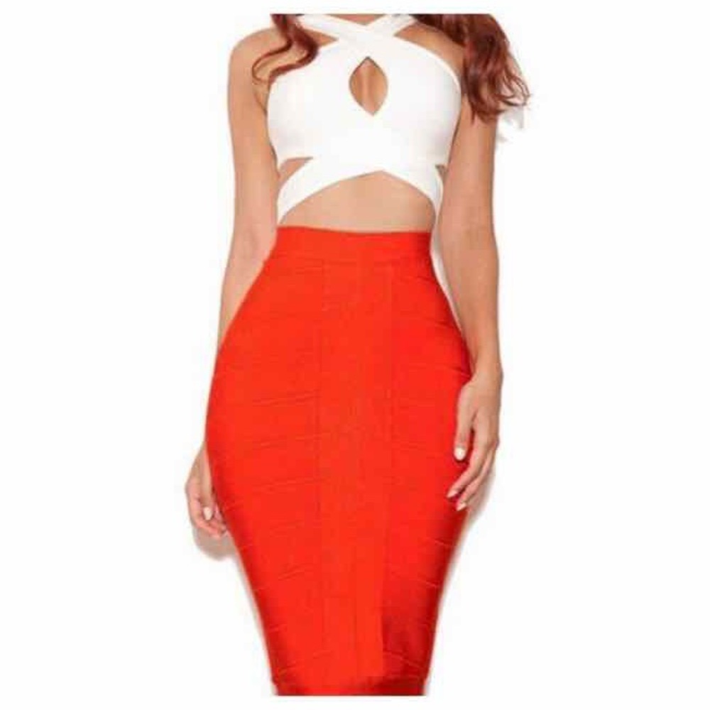 BANDAGE SKIRT AND CROP TOP AS SEEN AT HOUSE OF CB